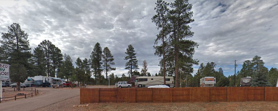 Full hookup RV sites at Heber RV Resort in Arizona’s White Mountains